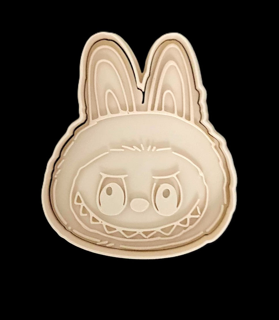 Labubu cabeza Cortador de Galletas